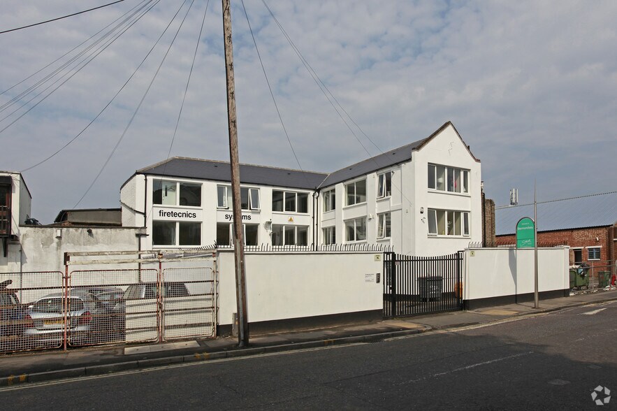 328 St James's Rd, London for sale - Building Photo - Image 1 of 1