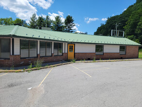 693 Slaty Fork Rd, Slatyfork, WV for rent Building Photo- Image 1 of 8