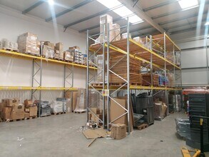 Unit 3, Lamberts Park, 3 Lamberts Road, Tunbridge Wells to rent Interior Photo- Image 1 of 4