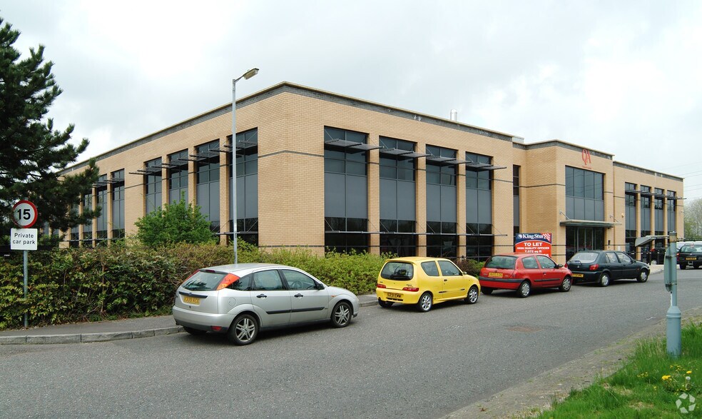 Delta Office Park, Swindon to rent - Building Photo - Image 3 of 8