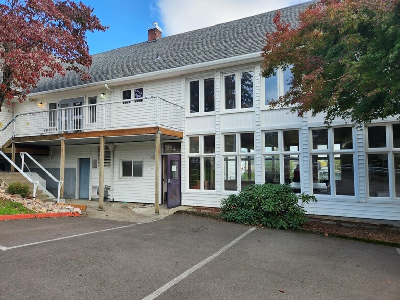 120 SW Towle Ave, Gresham, OR to rent - Building Photo - Image 2 of 2