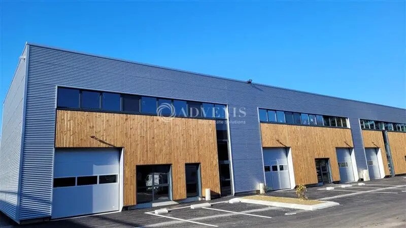 Light Industrial in Basse-Goulaine for sale Building Photo- Image 1 of 7