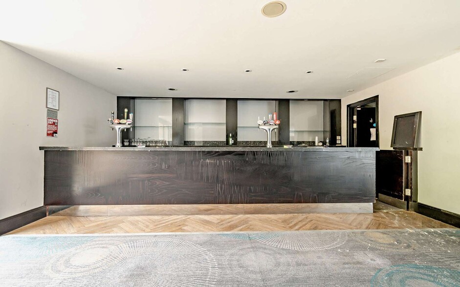 Mellors Way, Nottingham for sale - Interior Photo - Image 2 of 10