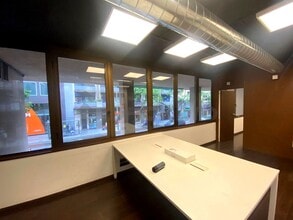 Office in Barcelona, Barcelona to rent Interior Photo- Image 2 of 25