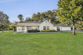 600 S Davis Dr, Arlington, TX for rent Building Photo- Image 1 of 33