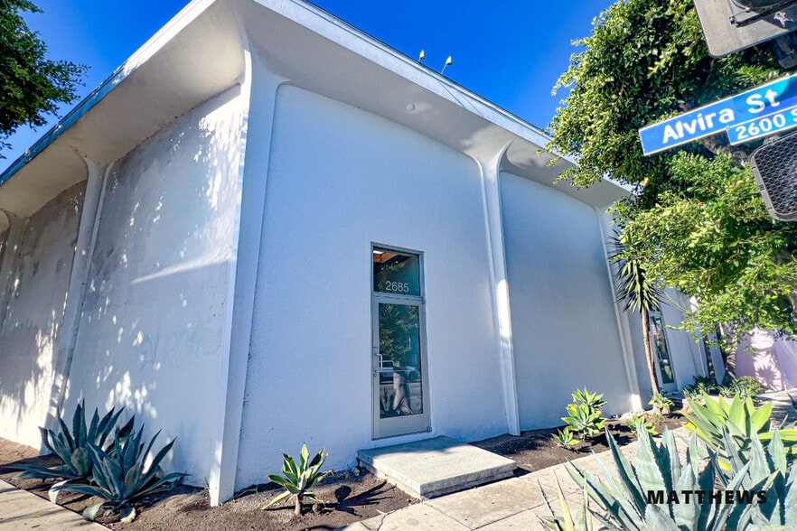 2683 S La Cienega Blvd, Los Angeles, CA to rent - Building Photo - Image 2 of 3