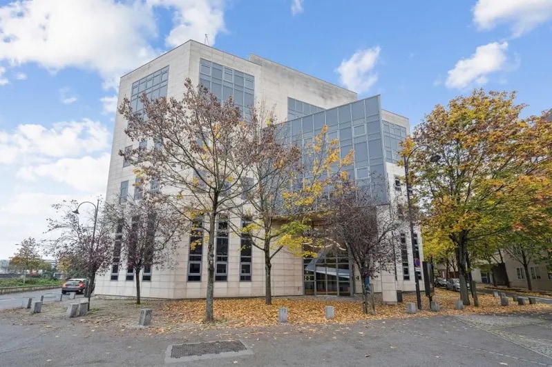 6-8 Rue Eugène Et Armand Peugeot, Rueil-Malmaison for sale Building Photo- Image 1 of 9