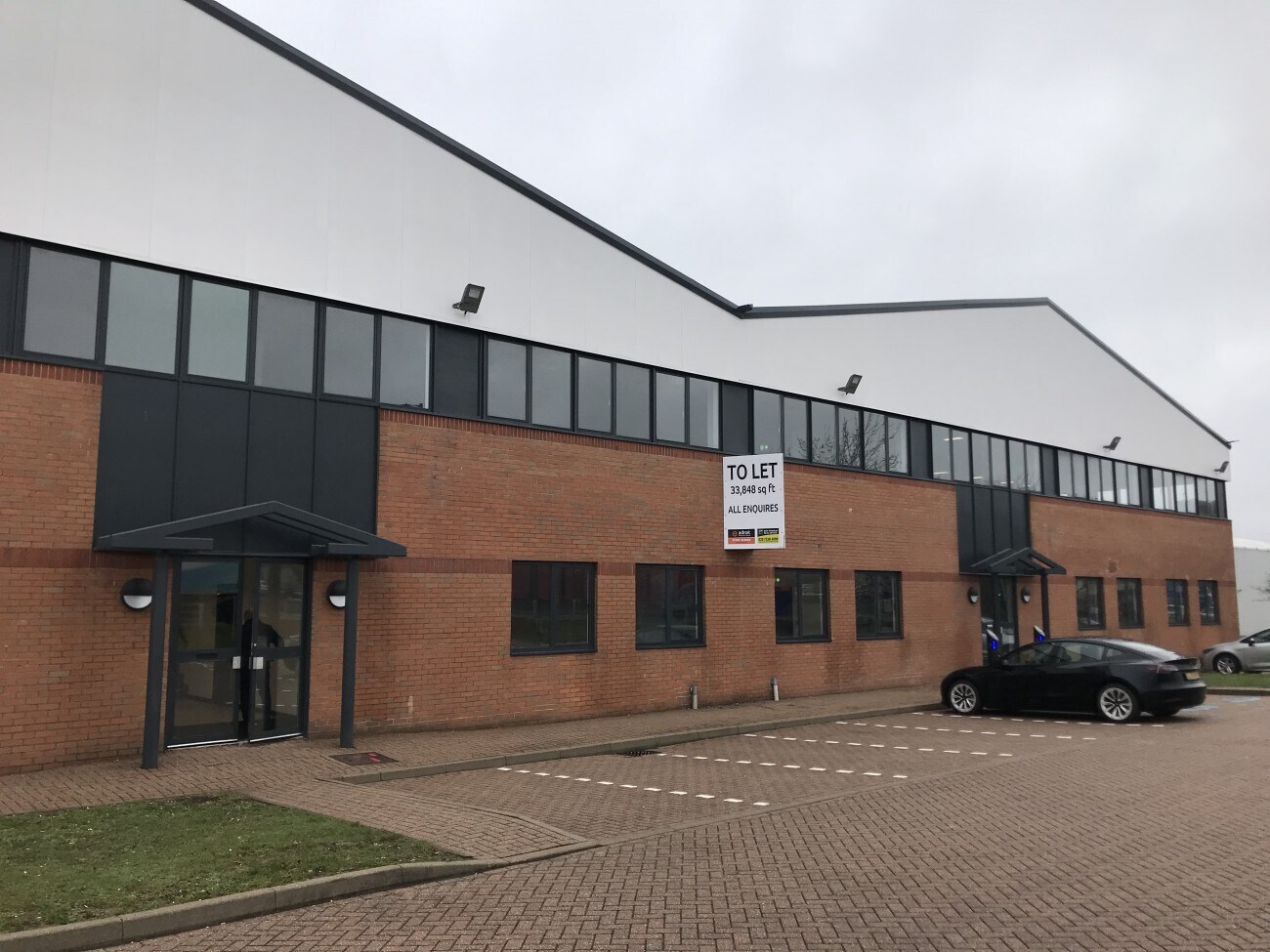 10 Laporte Way, Luton for sale Building Photo- Image 1 of 1