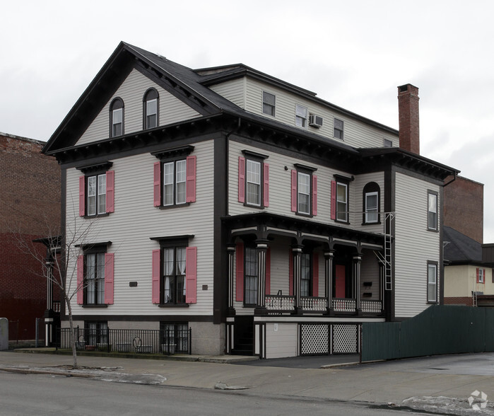 272 Broadway, Providence, RI for sale - Building Photo - Image 1 of 12