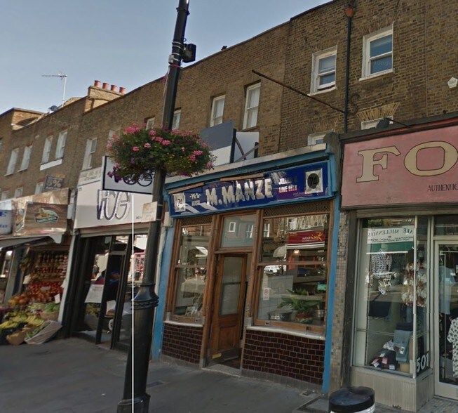 74 Chapel Market, London to rent - Primary Photo - Image 1 of 1