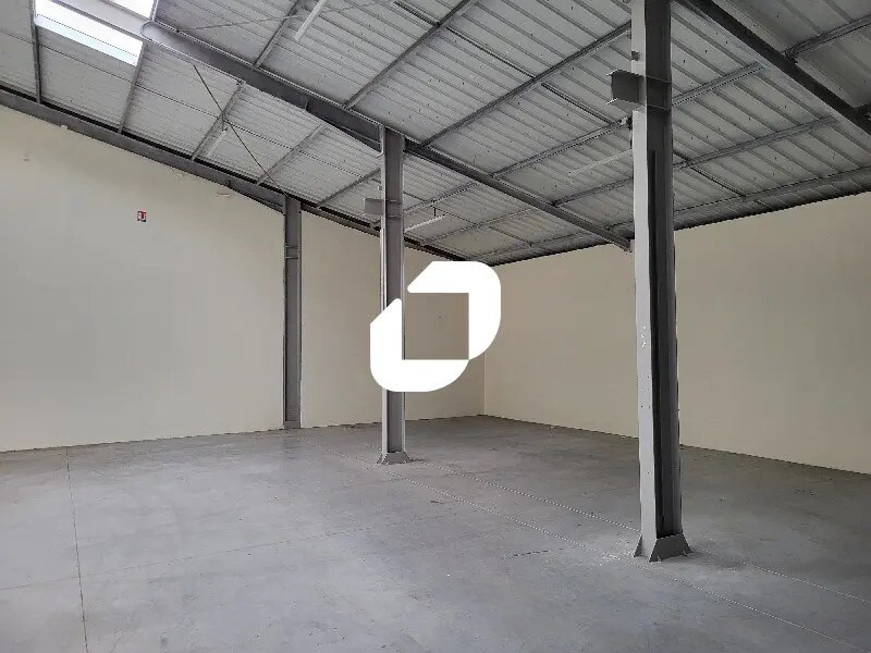 Office in Pessac to rent Interior Photo- Image 1 of 14