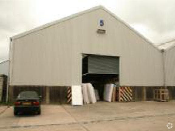 New Rd, York to rent Primary Photo- Image 1 of 2