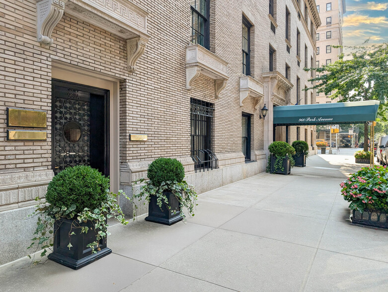 960-962 Park Ave, New York, NY for sale - Building Photo - Image 1 of 3