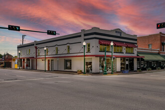 336 N Main St, Conroe, TX for rent Building Photo- Image 1 of 26