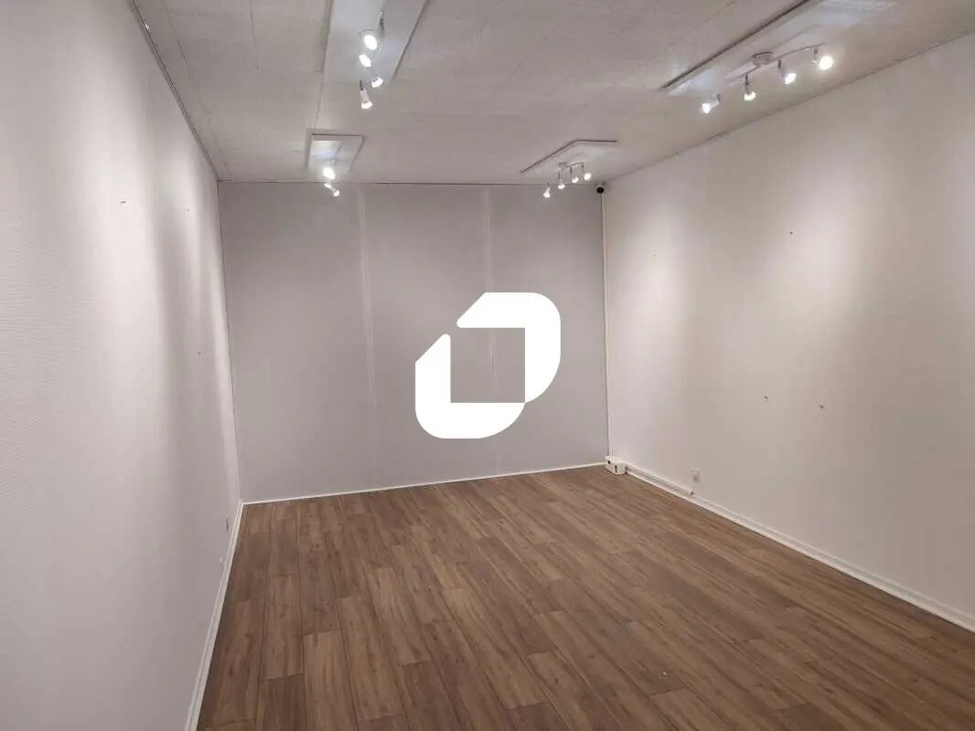 Office in Bègles to rent Interior Photo- Image 1 of 8