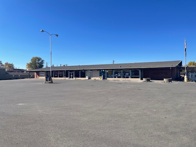 556-585 Pershing St, Craig, CO for rent - Primary Photo - Image 1 of 3