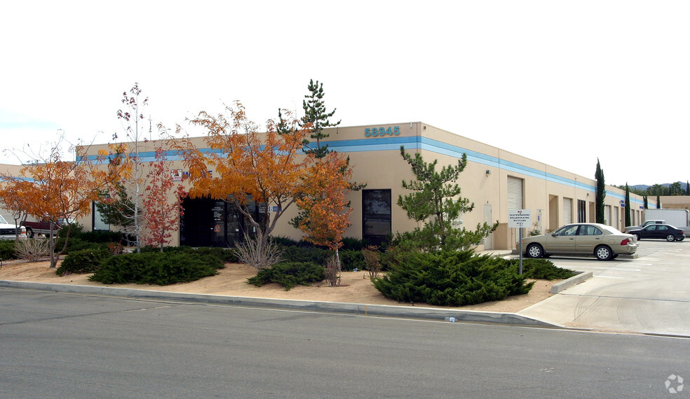 58945 Business Center Dr, Yucca Valley, CA for sale - Primary Photo - Image 1 of 1