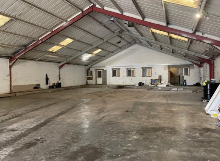 1-6 Ayr Rd, Cumnock to rent Interior Photo- Image 1 of 2