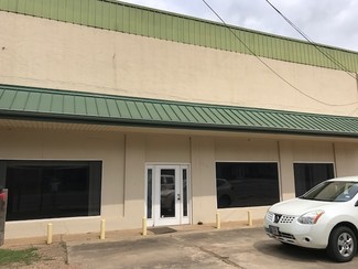 More details for 1010 Nacogdoches St, Center, TX - Office for Sale