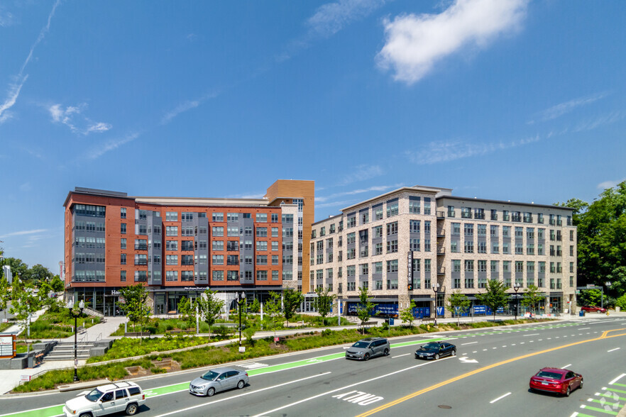 950 S George Mason Dr, Arlington, VA for sale - Building Photo - Image 1 of 1