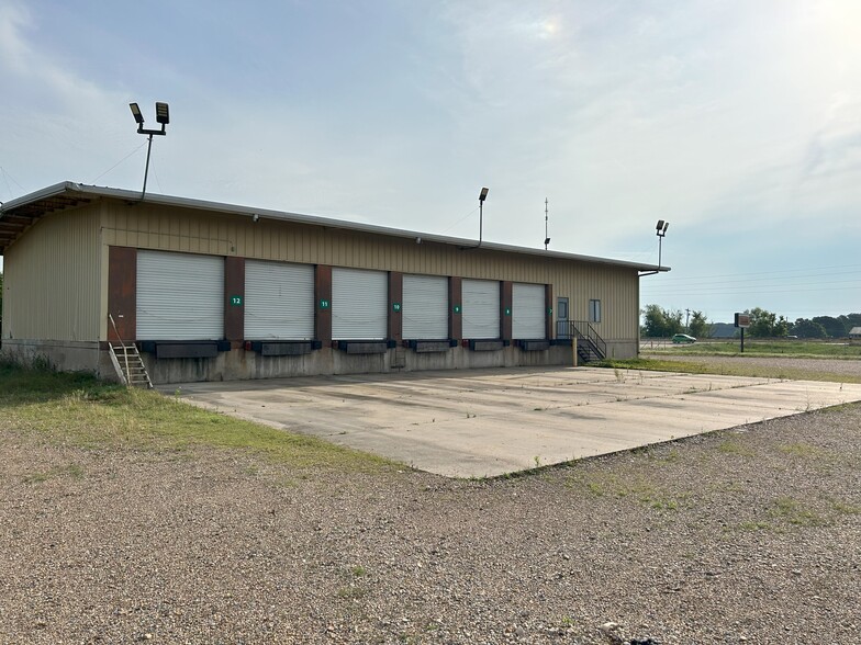 8101 N State Line Ave, Texarkana, TX for rent - Building Photo - Image 3 of 4