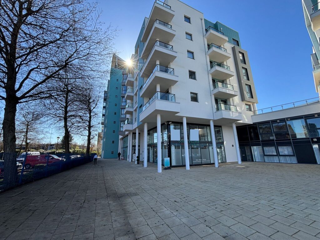 Maritime Walk, Southampton to rent Primary Photo- Image 1 of 4