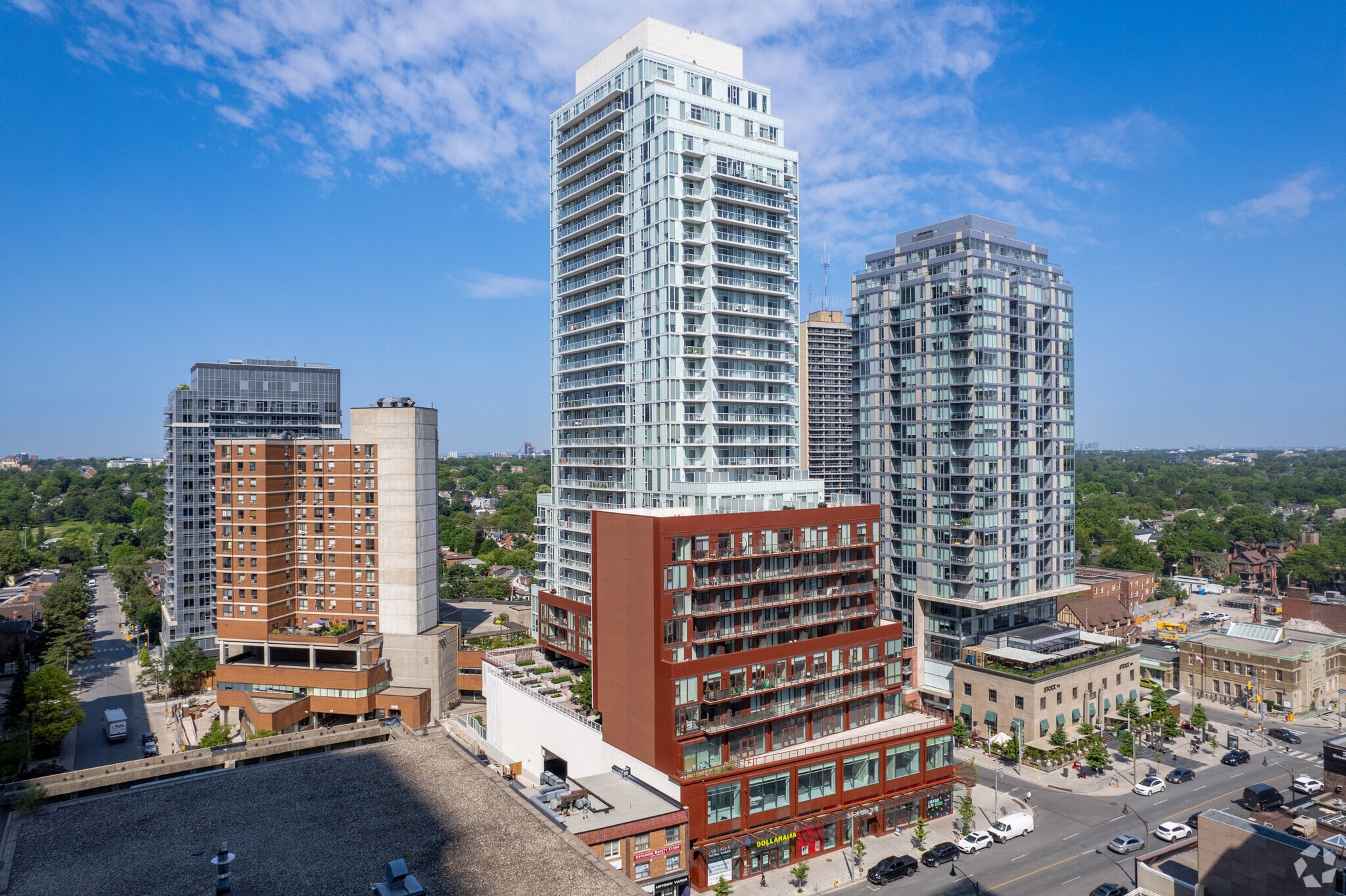 2360-2376 Yonge St, Toronto, ON to rent Primary Photo- Image 1 of 7