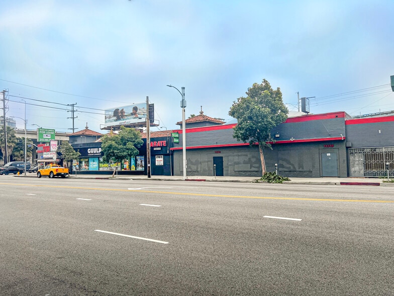 11300-11320 W Pico Blvd, Los Angeles, CA for rent - Building Photo - Image 2 of 7