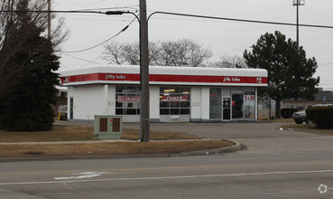 33032 Dequindre Rd, Sterling Heights, MI for sale Primary Photo- Image 1 of 3