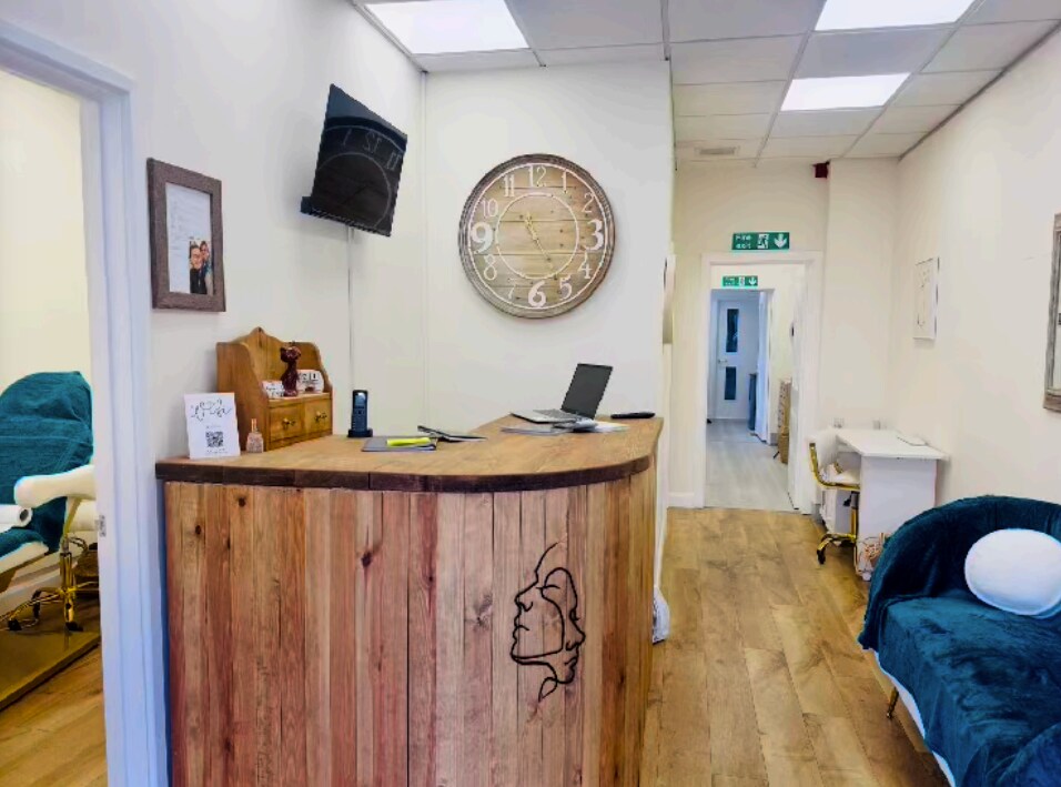 50-52 Commercial Rd, Poole to rent Interior Photo- Image 1 of 2