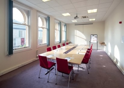 14 St. Enoch Sq, Glasgow to rent - Interior Photo - Image 2 of 19