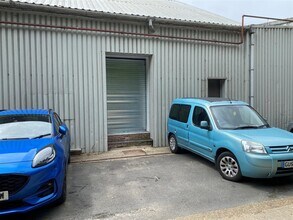 Blandford Rd, Blandford Forum to rent Building Photo- Image 2 of 5