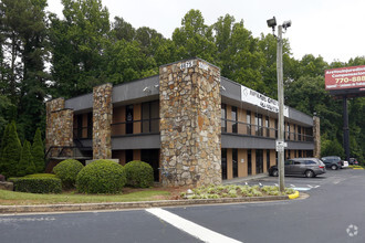 6675 Peachtree Industrial Blvd, Atlanta, GA for sale Primary Photo- Image 1 of 1