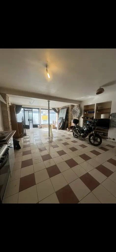 Location Commerce 74 m² - Photo 1