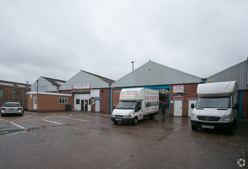 Units 4-7 Delta Trading Est, Bilston Rd, Wolverhampton to rent - Building Photo - Image 2 of 4