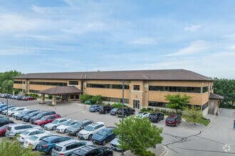 675 E Nicollet Blvd, Burnsville, MN for sale Primary Photo- Image 1 of 1