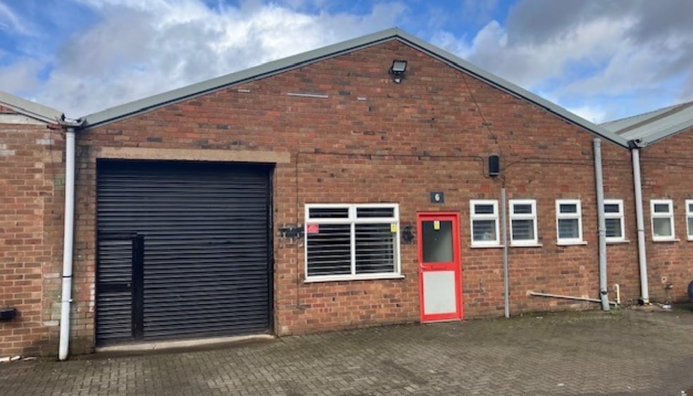 152 Green Ln, Walsall for sale - Primary Photo - Image 1 of 1