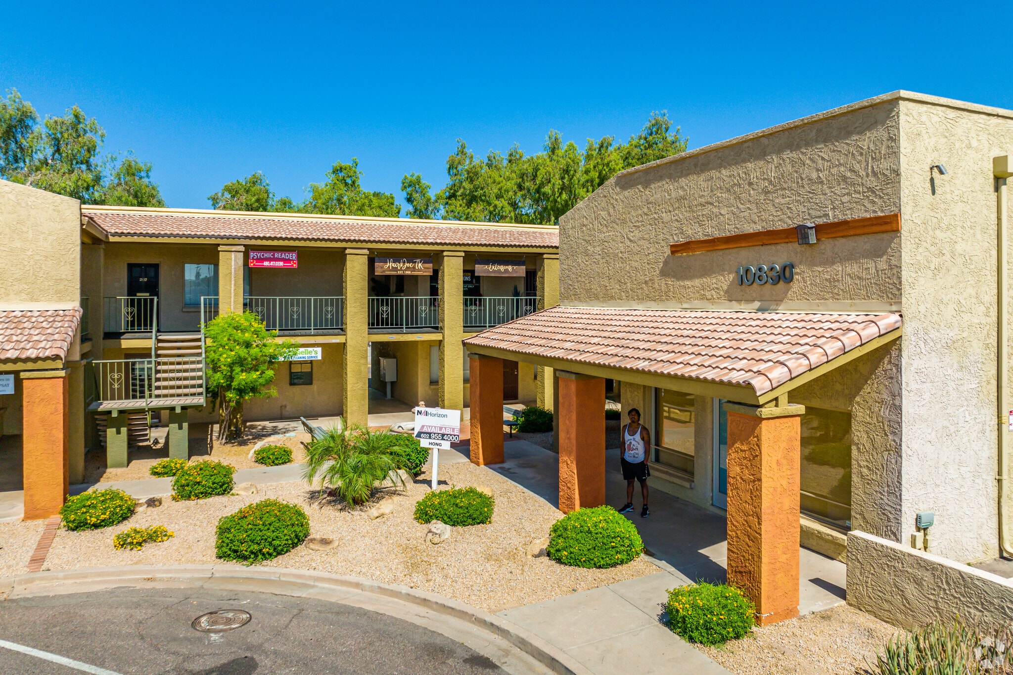 10830 N 71st Pl, Scottsdale, AZ to rent Building Photo- Image 1 of 3