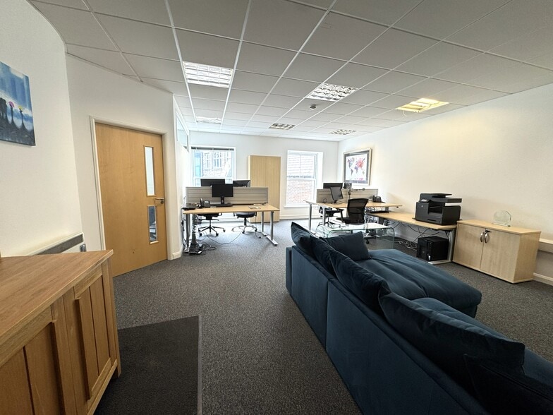 7 Blighs Walk, Sevenoaks to rent - Building Photo - Image 3 of 5