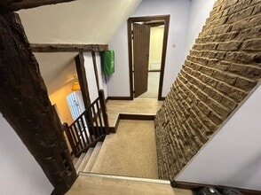 22 High Skellgate, Ripon to rent Interior Photo- Image 2 of 12