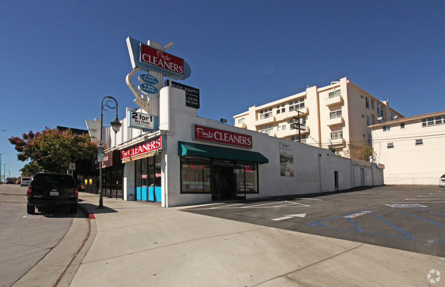 10421-10423 Santa Monica Blvd, Los Angeles, CA for rent - Primary Photo - Image 1 of 3