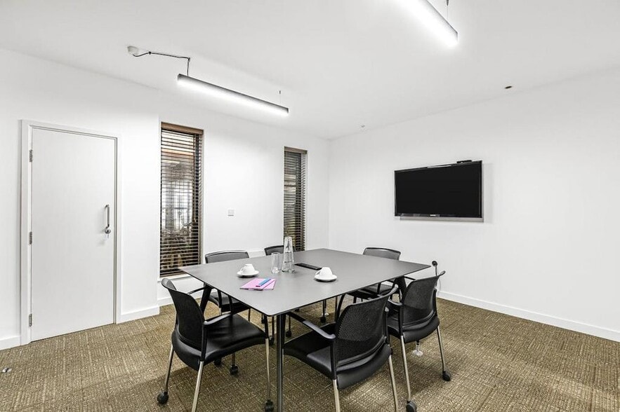 55-59 Eagle Wharf Rd, London to rent - Building Photo - Image 3 of 45