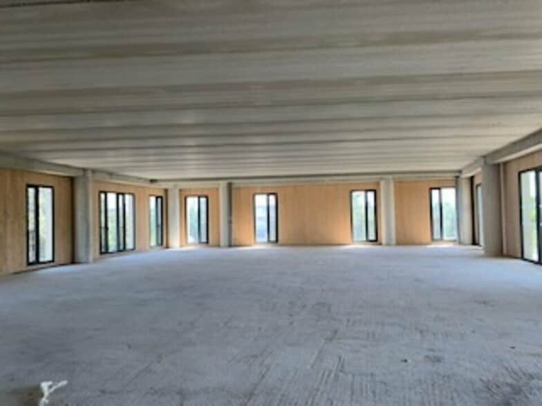 Office in Avignon for sale - Interior Photo - Image 3 of 8