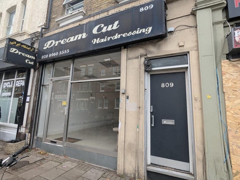 809 Harrow Rd, London to rent - Building Photo - Image 2 of 16