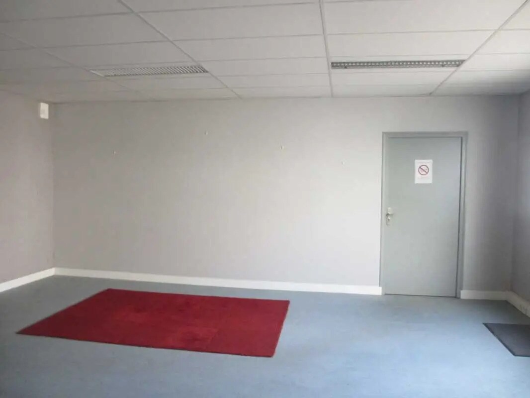 Office in Vitry-sur-Seine to rent Interior Photo- Image 1 of 8