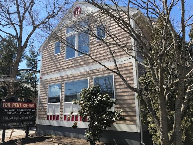 601 Jefferson Blvd, Warwick, RI for sale - Building Photo - Image 1 of 1