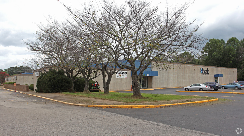 1601 S Scales St, Reidsville, NC for sale - Primary Photo - Image 1 of 1