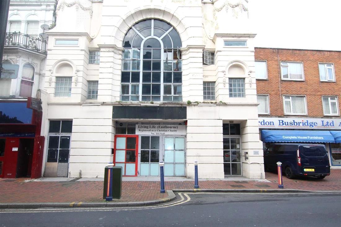 56 Seaside Rd, Eastbourne to rent Building Photo- Image 1 of 1