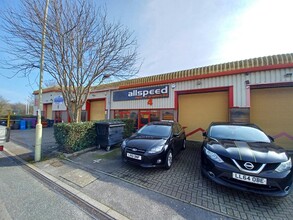 Newgate Ln, Fareham for rent Building Photo- Image 1 of 33