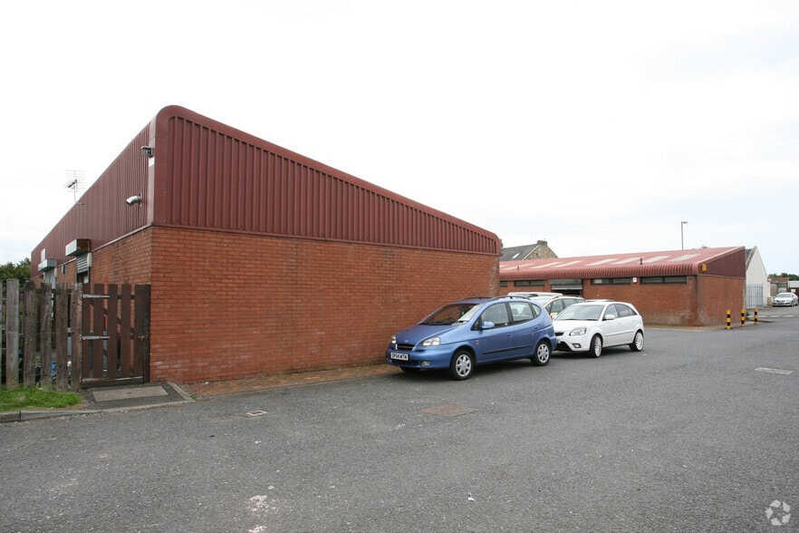 Ashgrove Rd, Kilwinning to rent - Building Photo - Image 3 of 7